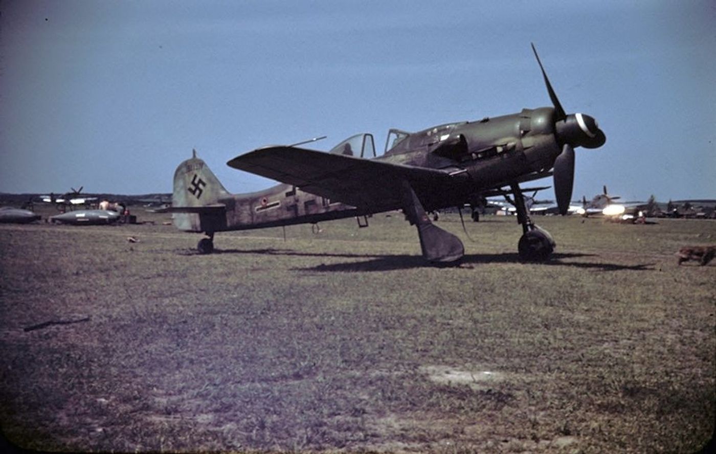 福克-沃尔夫 Fw 190D-9(Dora)战斗机