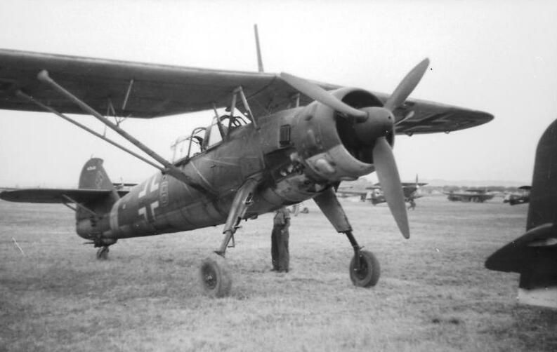 亨舍尔 Hs 126 侦察机