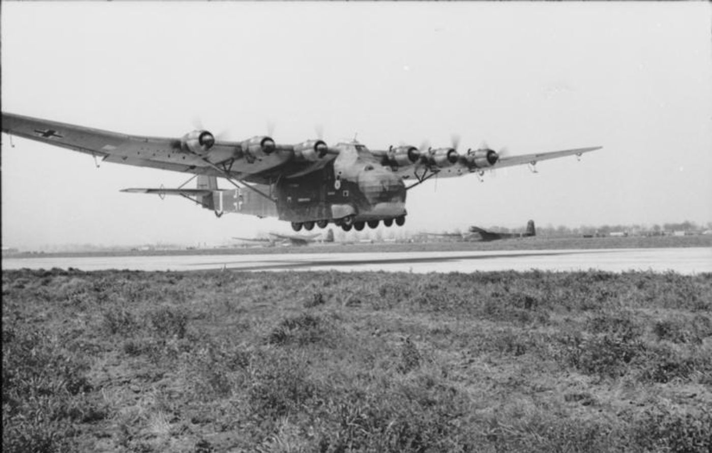 梅塞施密特 Me 323「巨人」运输机