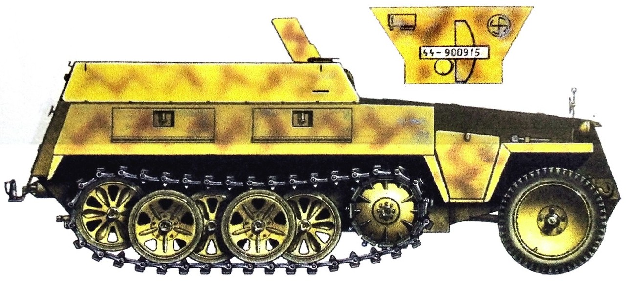 1945年5月,德国柏林,德国武装党卫军第11「北欧」志愿装甲掷弹兵师的一辆250/1(Neu)型半履带装甲运兵车。