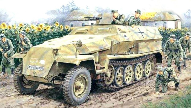 251/1型半履带装甲运兵车