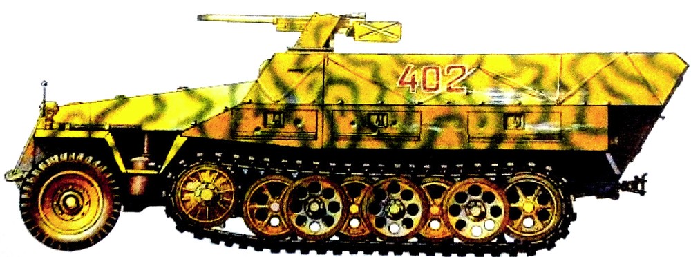 1944年夏天,东线战场波兰,隶属德国武装党卫军第5「维京」装甲师第9党卫军反坦克团的一辆251/10中型半履带装甲炮车。