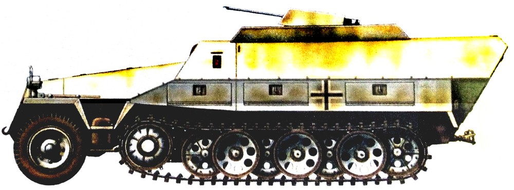 1945年,东线战场,隶属德军第5装甲师第228防空部队的一辆Sd.Kfz.251/21 Flak D型半履带装甲自行防空炮车。
