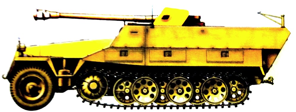 1945年4月,西线战场德国,一辆德军不明单位的251/22 Ausf.D半履带装甲反坦克炮车。