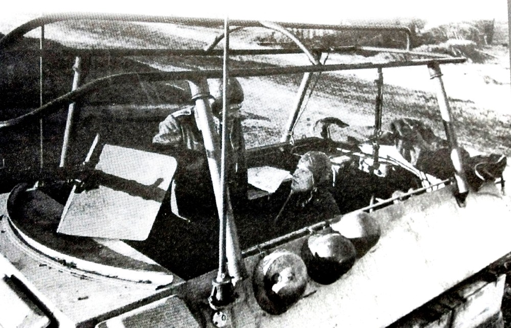Sd.Kfz.251/3 Ⅲ型半履带装甲通讯指挥车