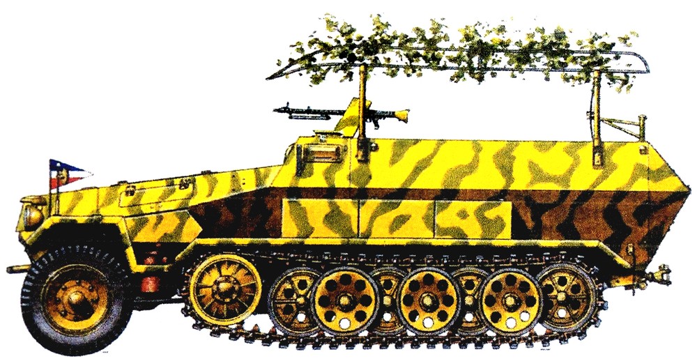 1943年8月,东线苏联战场,隶属德军第4装甲师师部的一辆Sd.Kfz.251/6 Ausf.B型半履带装甲指挥车,车前插有师指挥官的指挥旗。