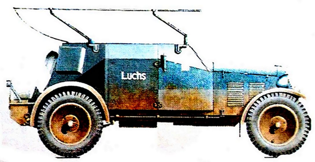 1939年9月，波兰战场，一辆德军轮式通信车（Kfz.14），为了加强无线通讯能力，该车的车顶还安装了框形天线。不过此类车只是在二战早期出现过，很快就被淘汰。