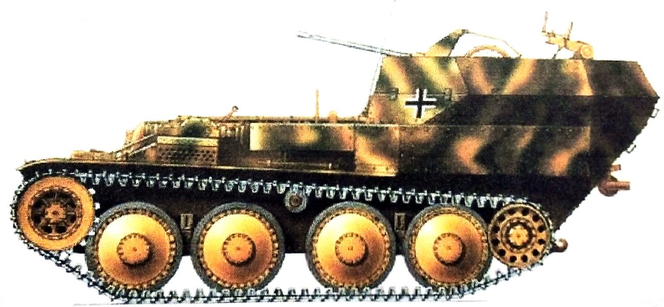 1944年夏天，西线战场法国诺曼底地区，隶属德国武装党卫军第12「希特勒青年团」装甲师党卫军第12高射炮营的一辆38（t）自行高射炮车。