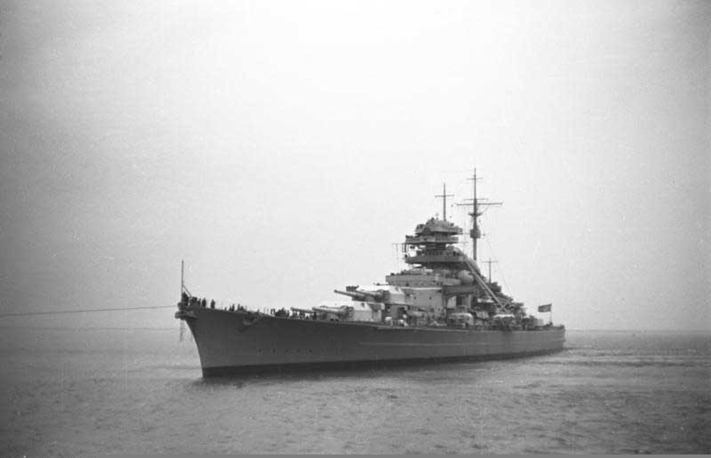 俾斯麦号(Bismarck)