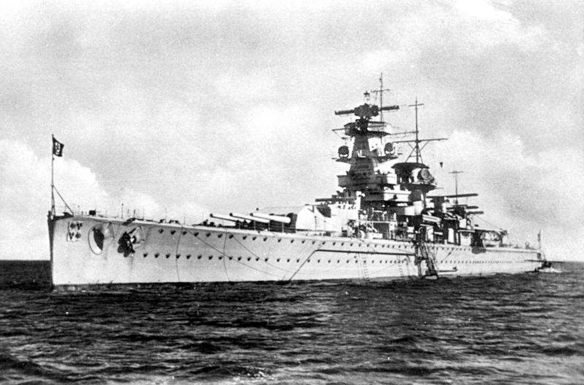 施佩伯爵号（Admiral Graf Spee）