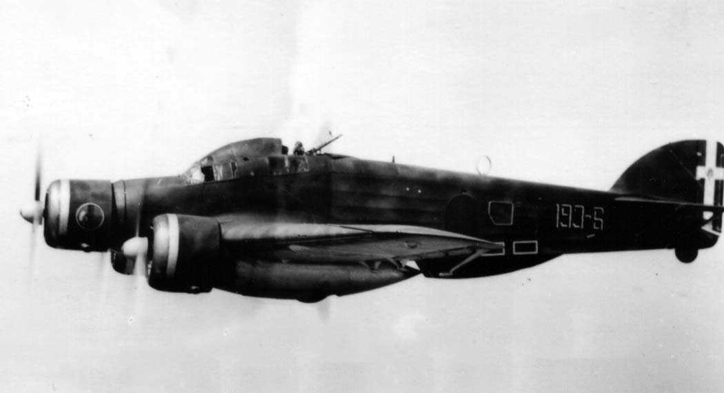 萨伏亚-马尔凯蒂 SM.79「食雀鹰」中型轰炸机