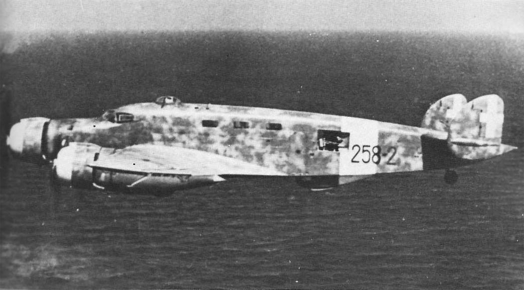 萨伏亚-马尔凯蒂 SM.84 中型轰炸机/鱼雷轰炸机