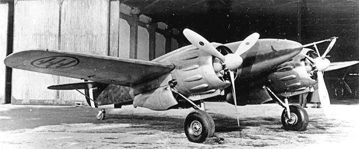 罗曼诺 Ro.57 基本型