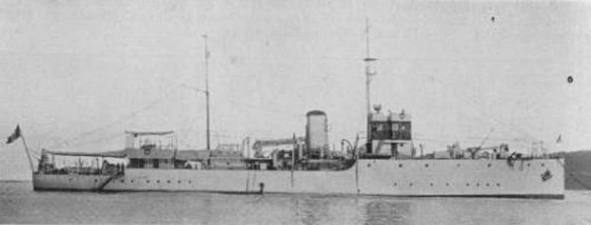 奥斯蒂亚级布雷舰勒班陀号（1934年摄），该舰于1943年9月在上海自沉，后被日军捞起改装为布雷舰冲津号。