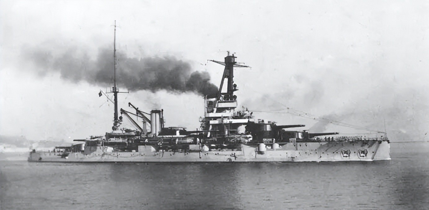 安德烈亚·多利亚号（Andrea Doria）