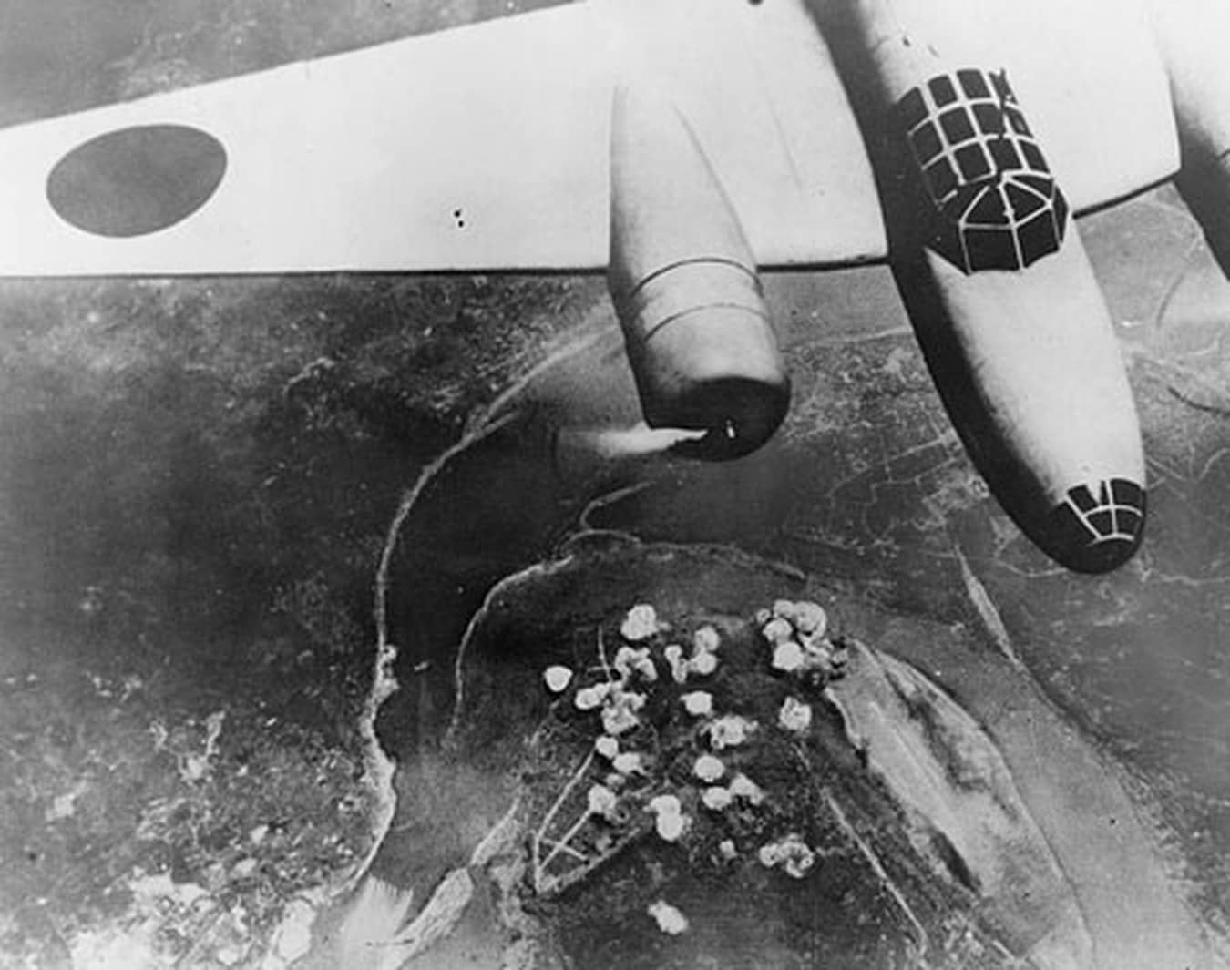 1939至1940年,侵华战争期间,轰炸重庆的九七式重爆一型(Ki-21-I)。