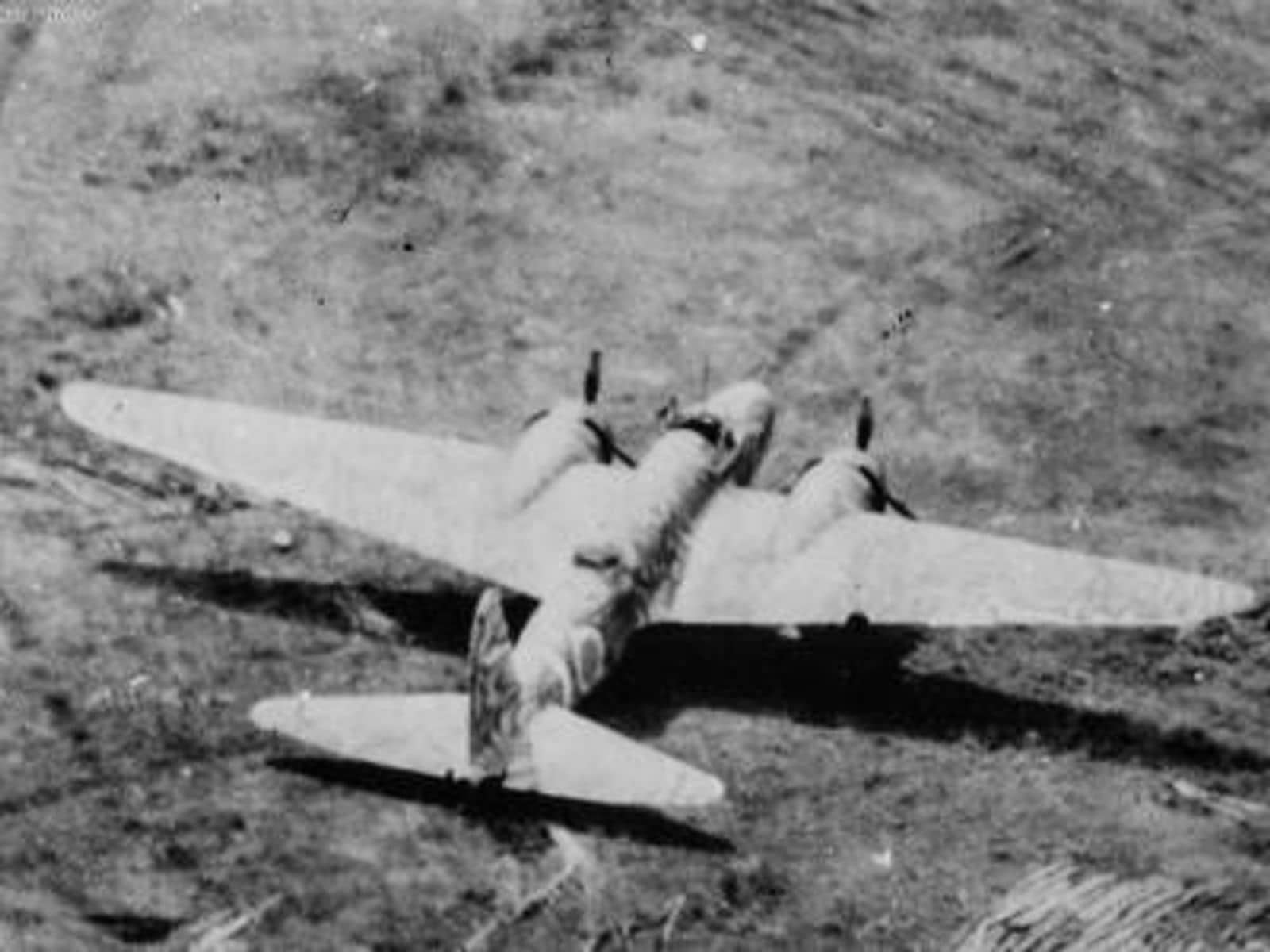 盟军西南太平洋战区(SWPA)发布的九七式重爆二型(Ki-21-II,盟军代号「Sally」)识别资料图。