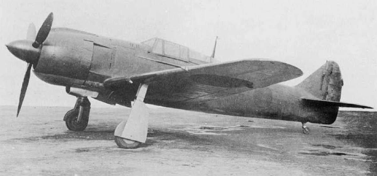 五式战斗机（Ki-100）原型机实拍。