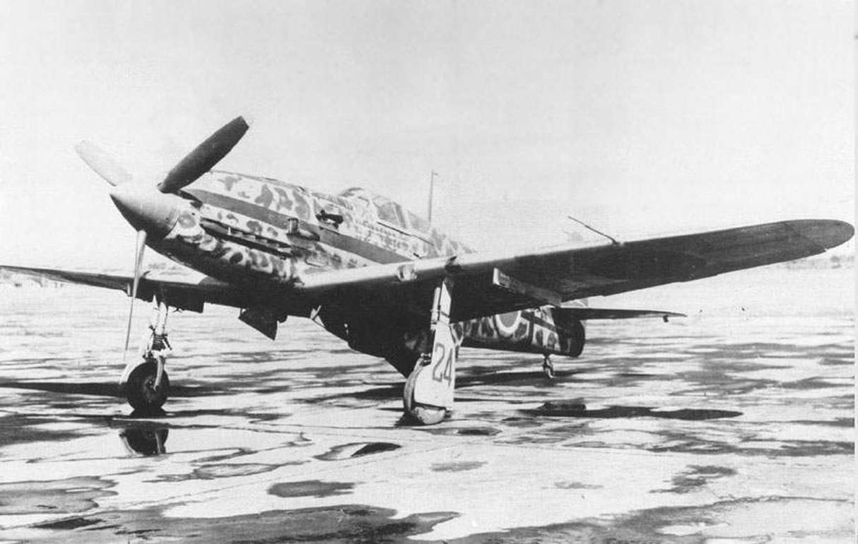 1945年4月，日本陆军航空队飞行第244战队指挥官小林照彦少佐的座机（Ki-61-Ib型）。