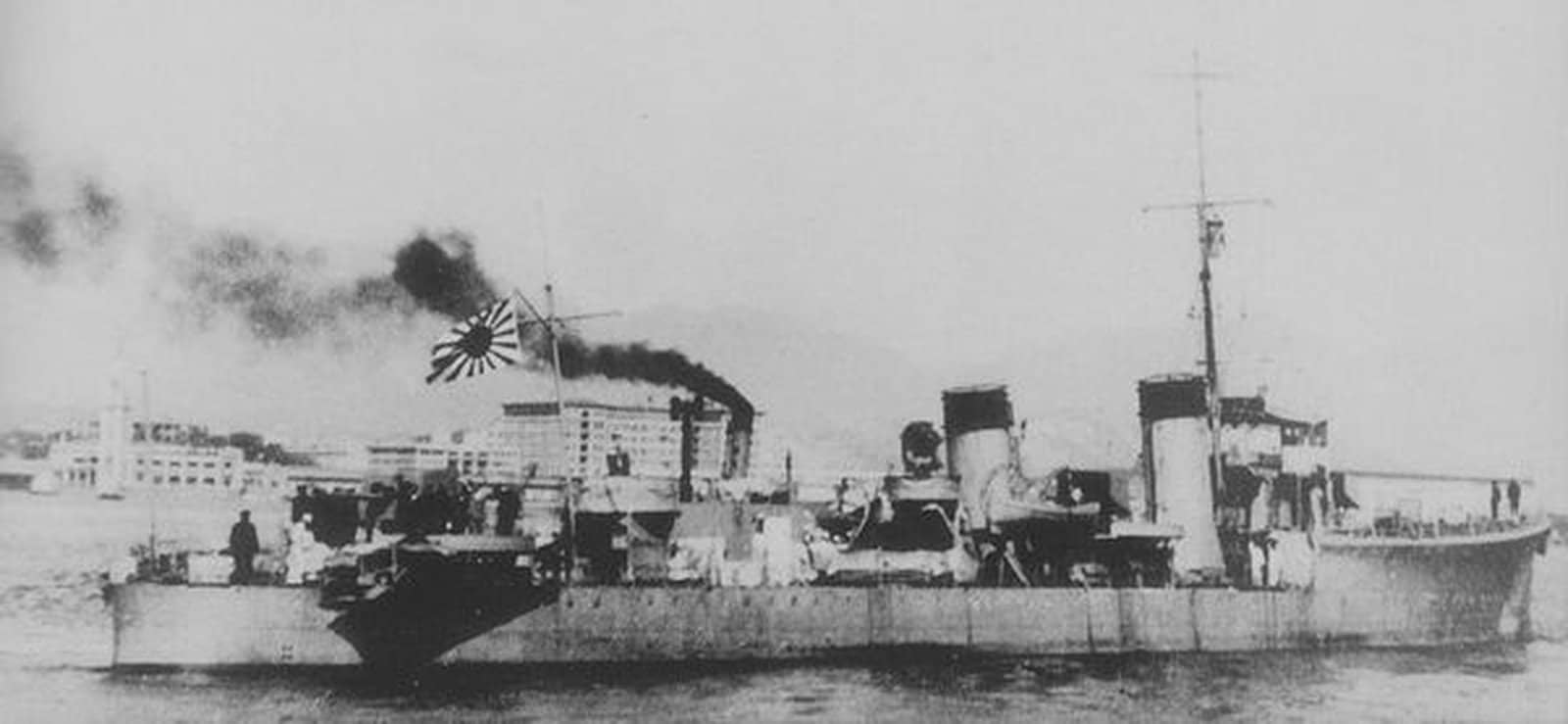 第101号哨戒艇(原英舰「色雷斯」号)