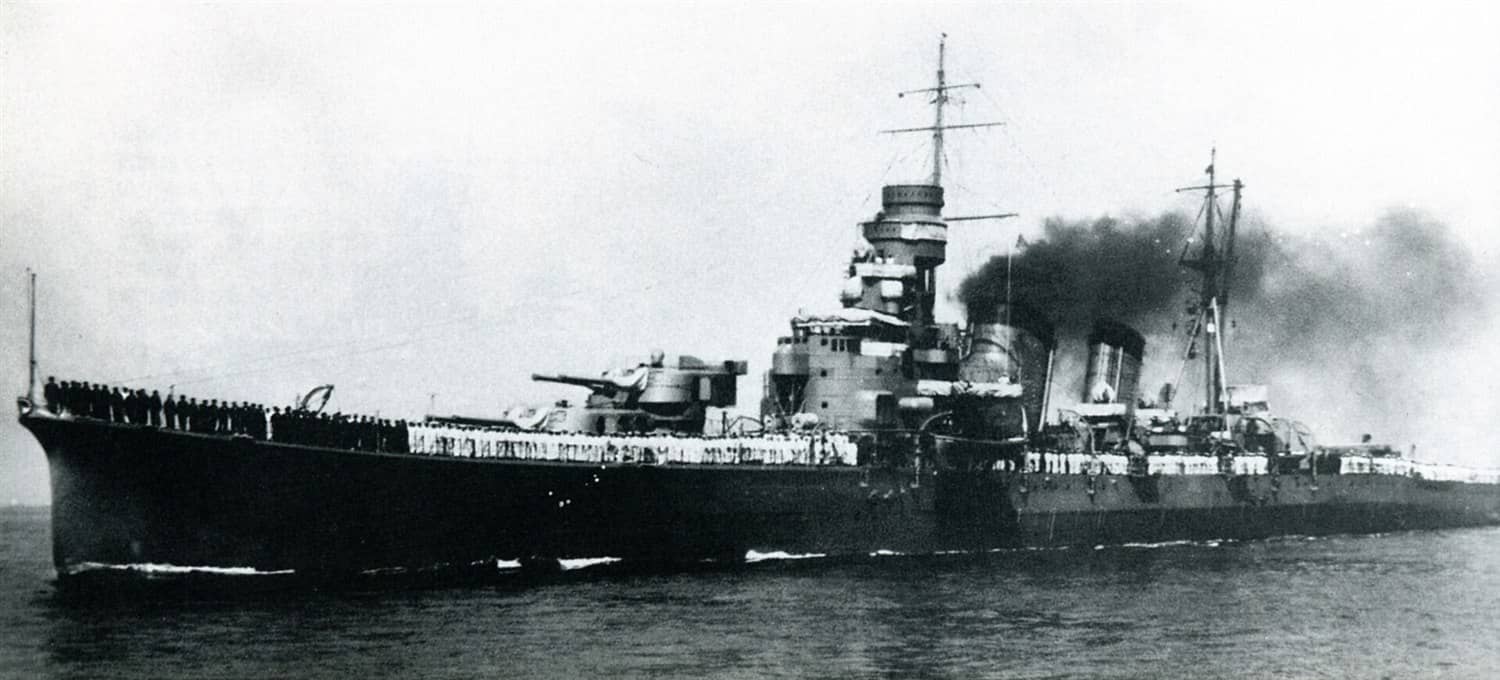 衣笠号（Kinugasa）