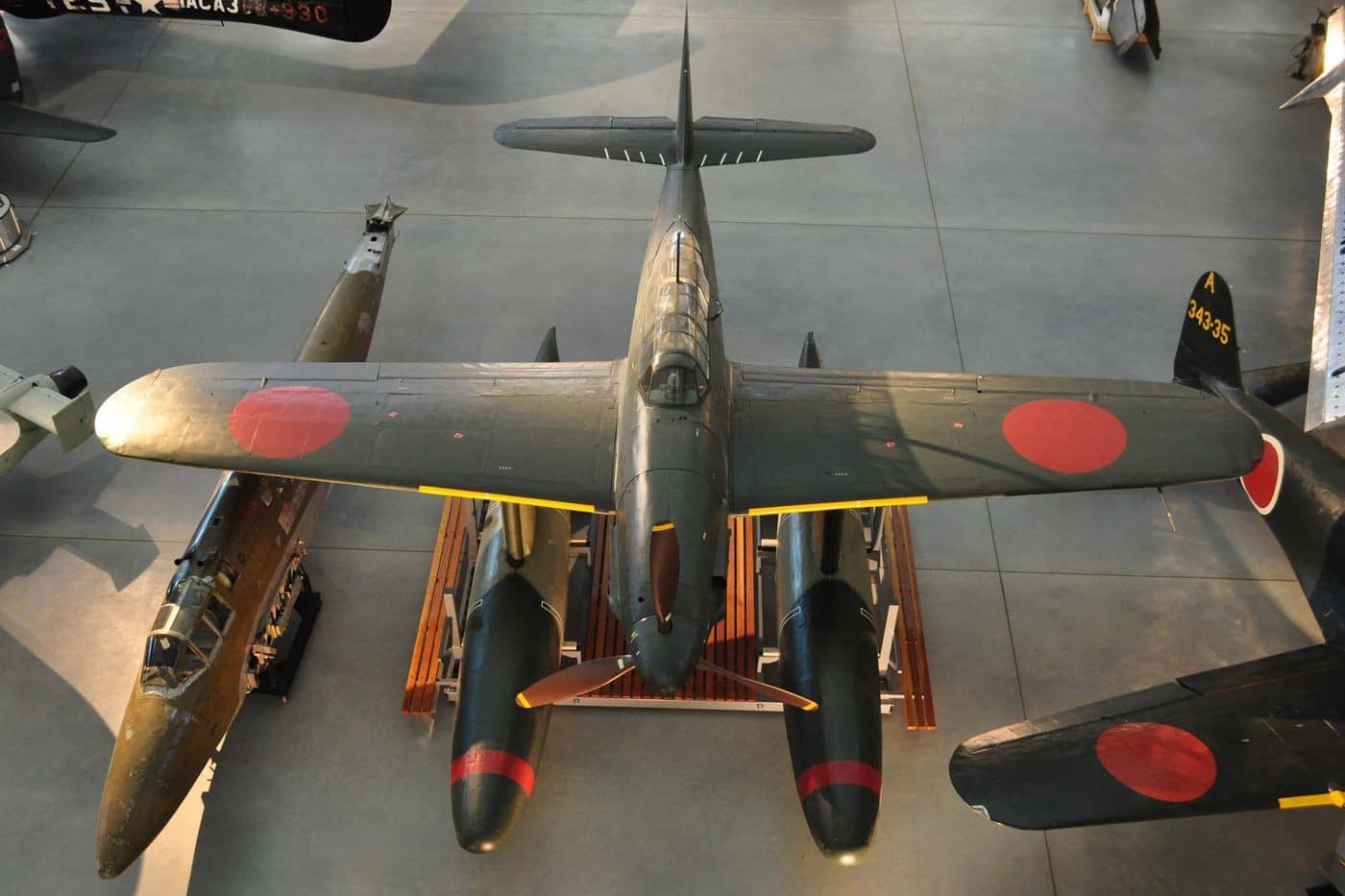 美国国家航空航天博物馆史蒂文·乌德沃尔-哈齐中心展出的「晴岚」M6A1——这是现存的唯一一架,1945年8月于爱知工厂缴获后辗转赴美。