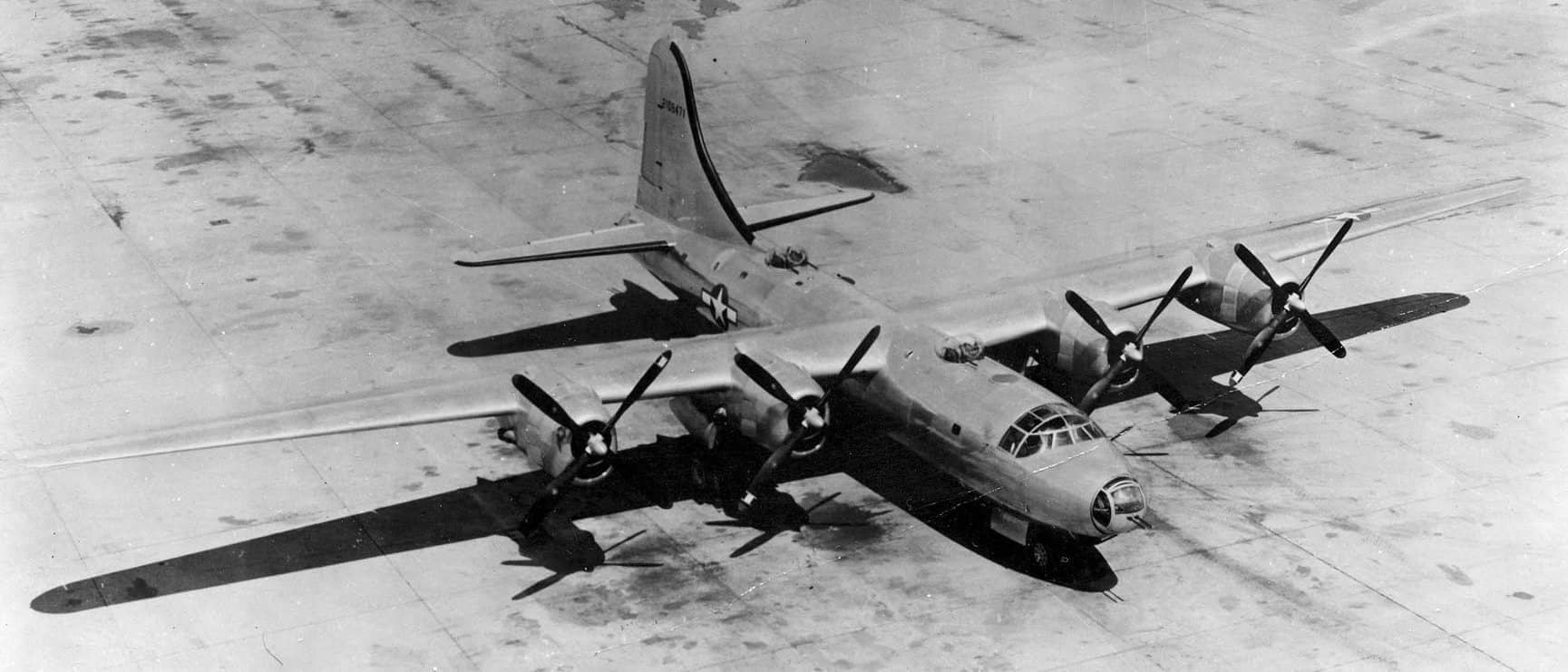 联合 B-32「统治者」重型轰炸机