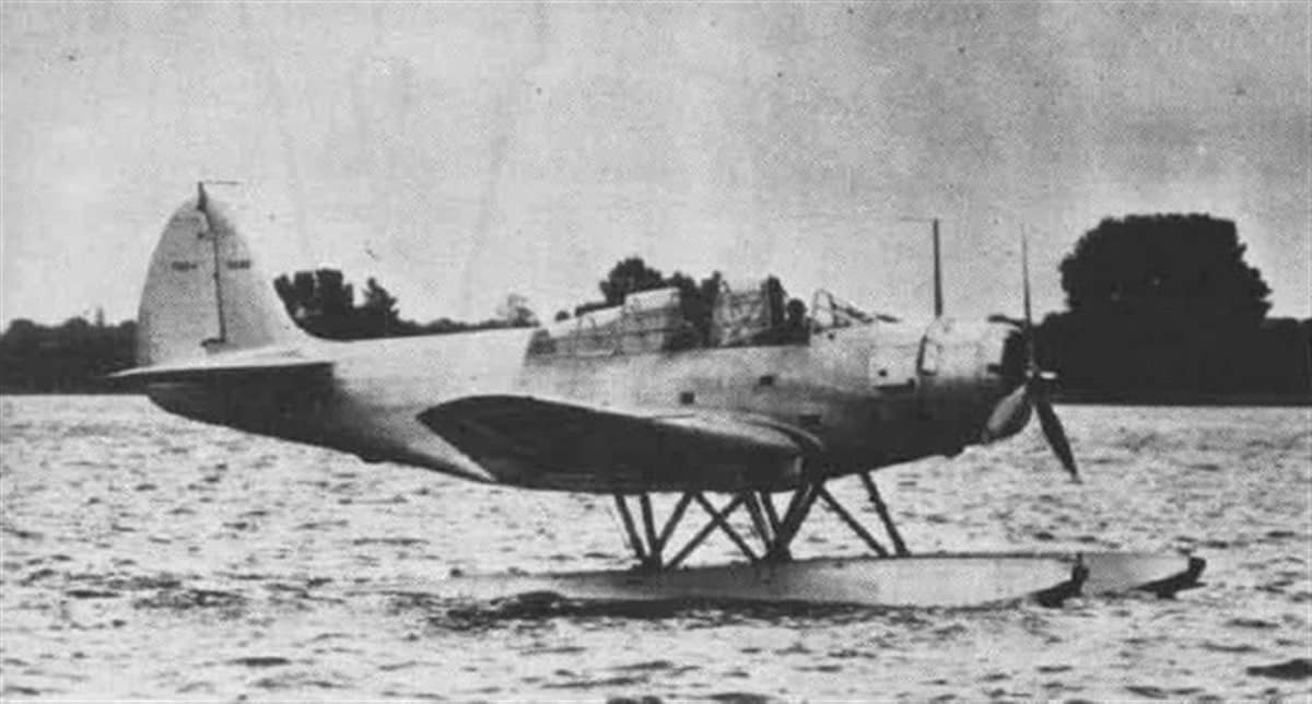 1939年,改装为双浮筒水上飞机布局的道格拉斯TBD-1A试验型号,该机并未投入量产,仅仅是积累经验为此后水上飞机的运用提供了实践参考。