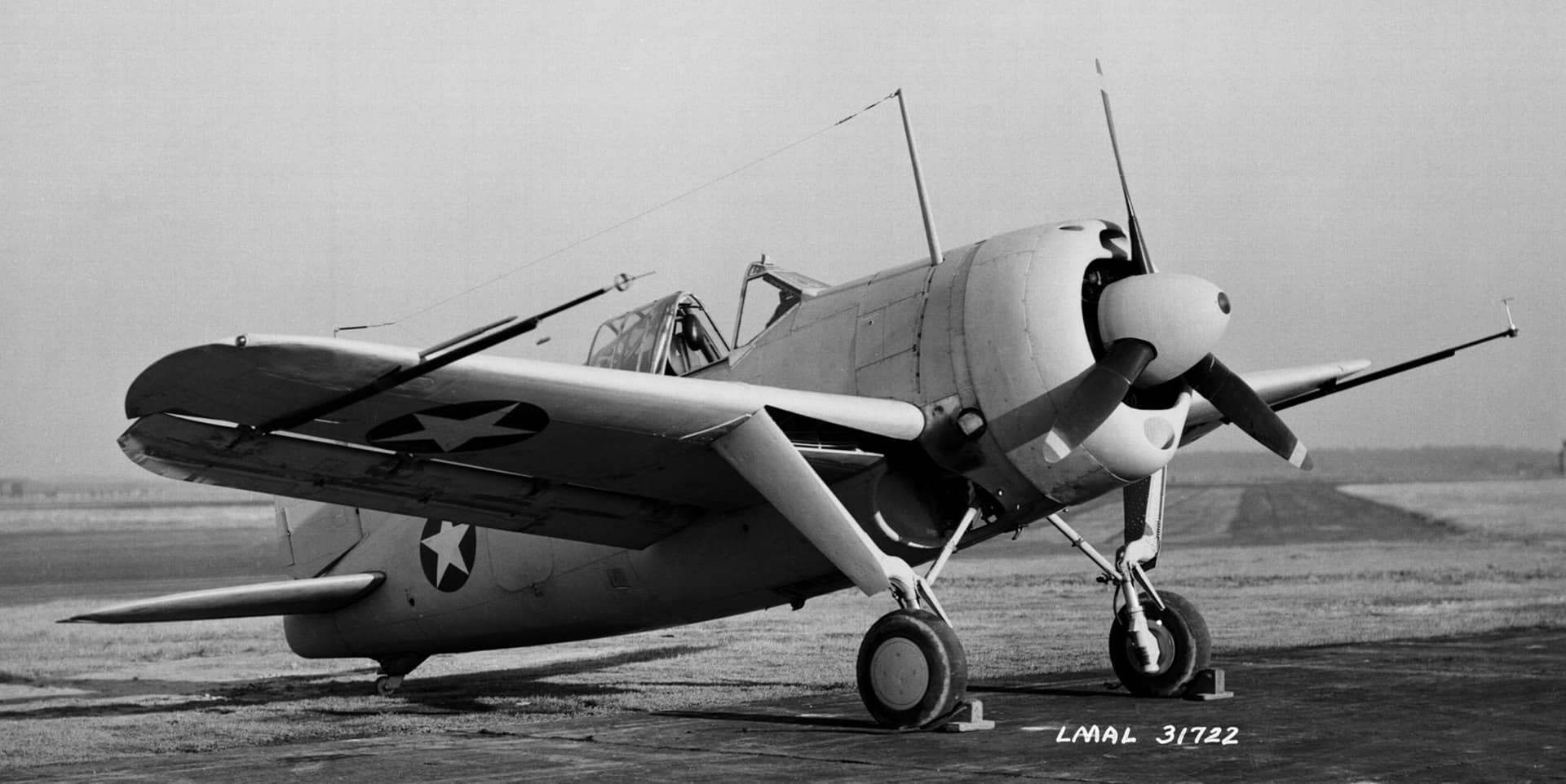布鲁斯特 F2A-2 「水牛」战斗机