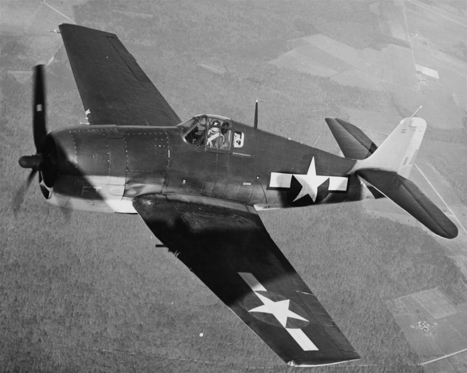 格鲁曼 F6F-3 「地狱猫」战斗机