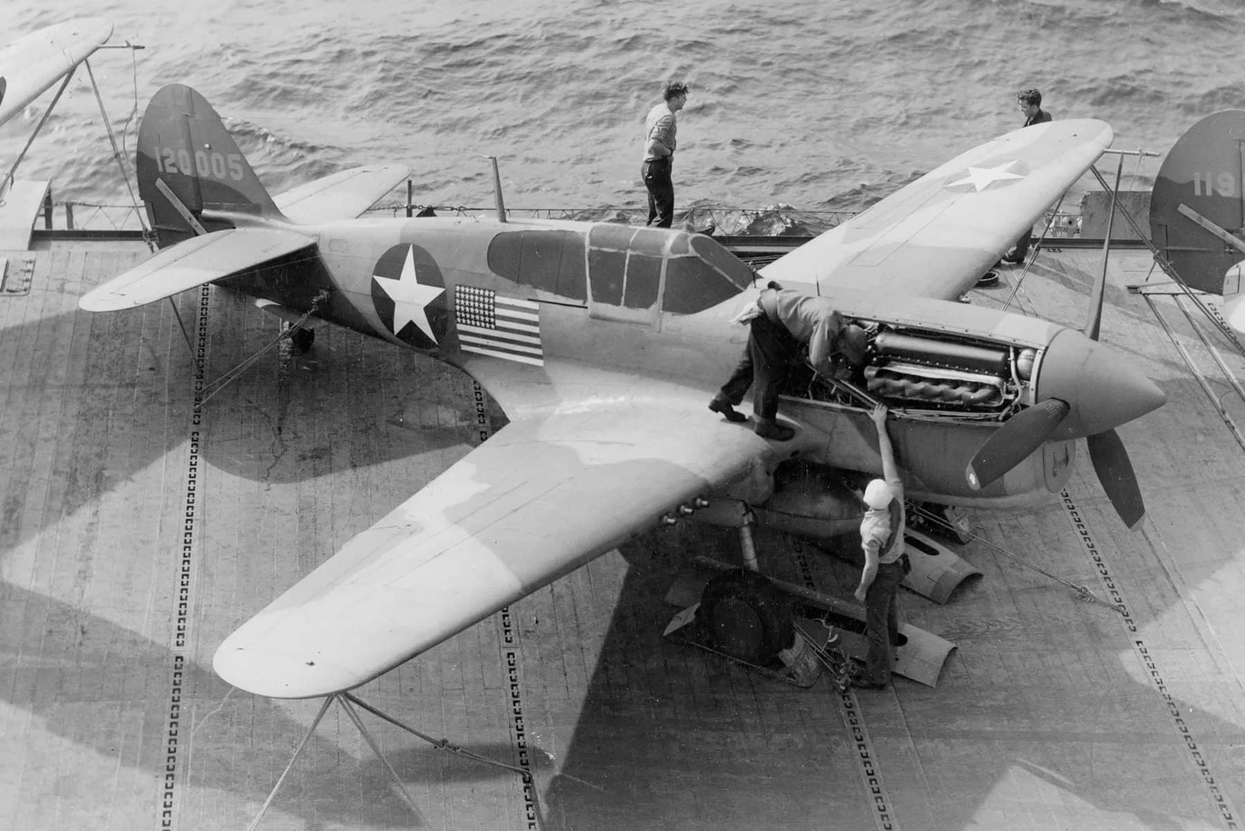 柯蒂斯 P-40F 「战鹰」战斗机