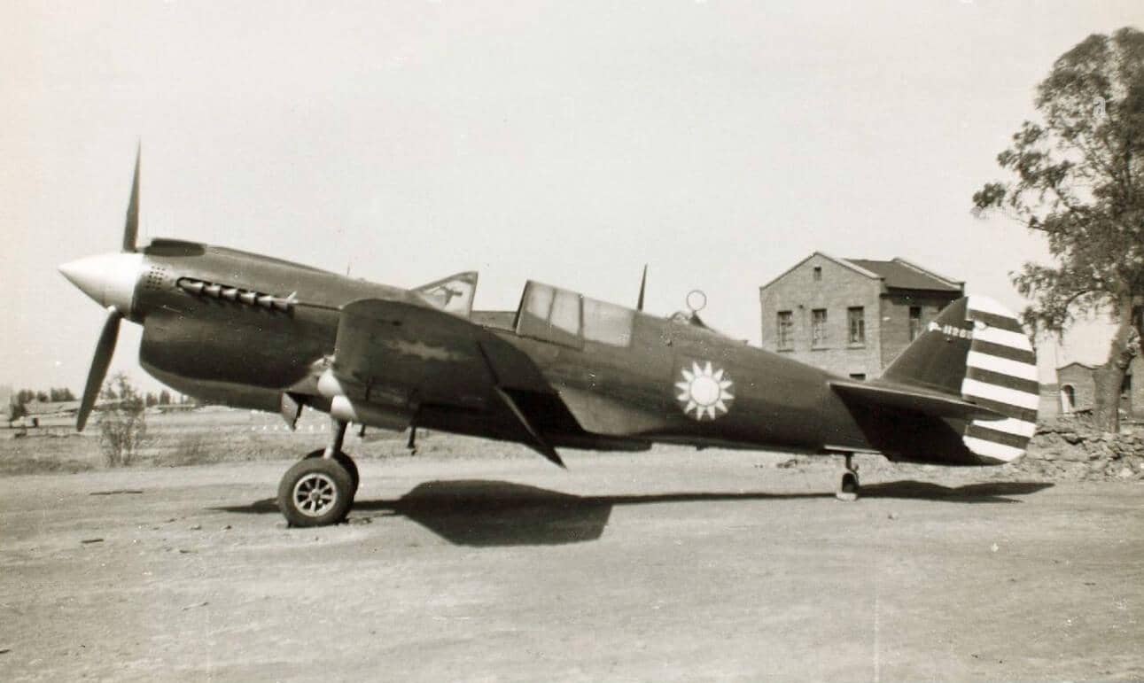 柯蒂斯 P-40N 「战鹰」战斗机