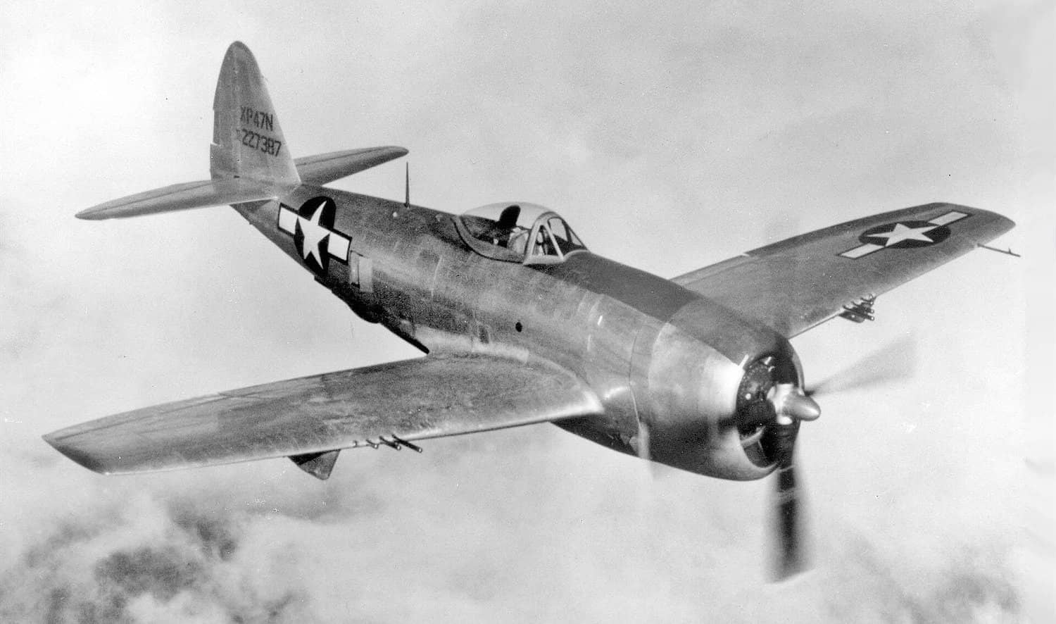 共和 P-47N 「雷电」战斗机