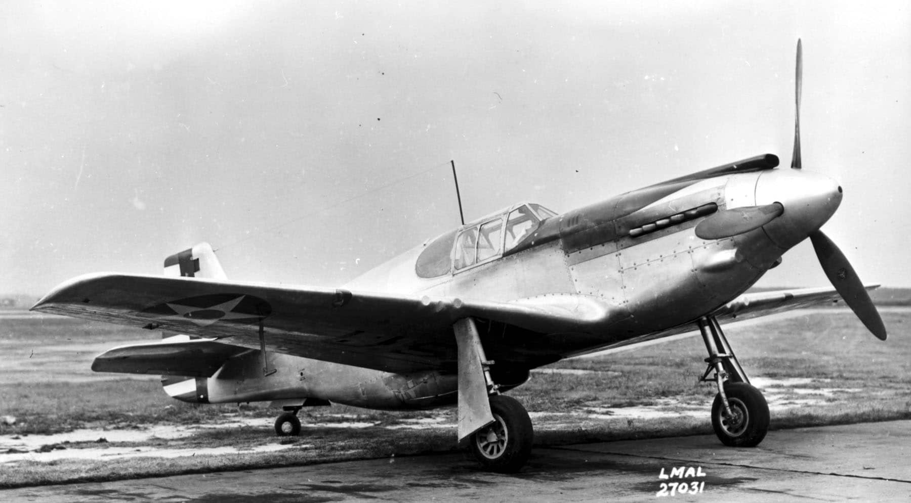 XP-51(序列号41-039)是生产厂家移交给美国陆军航空队(USAAC)进行测试的两架「野马」Mk I型飞机之一。