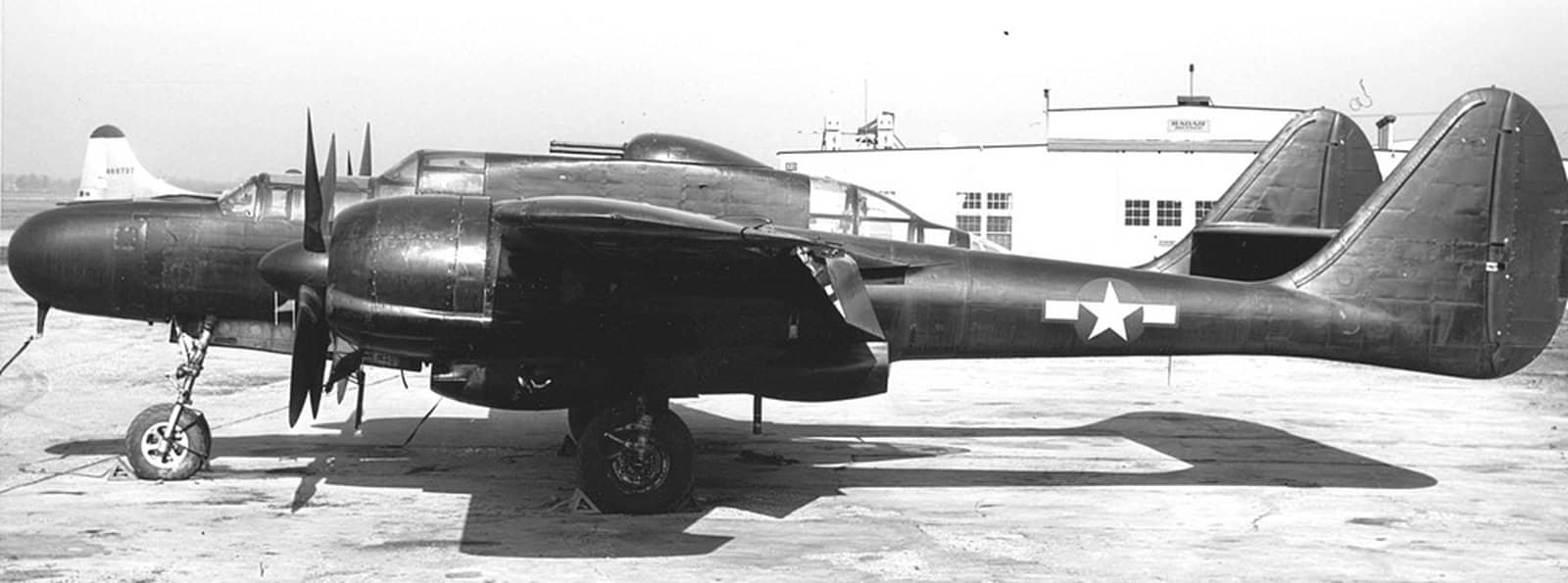 诺斯罗普 P-61C「黑寡妇」夜间战斗机