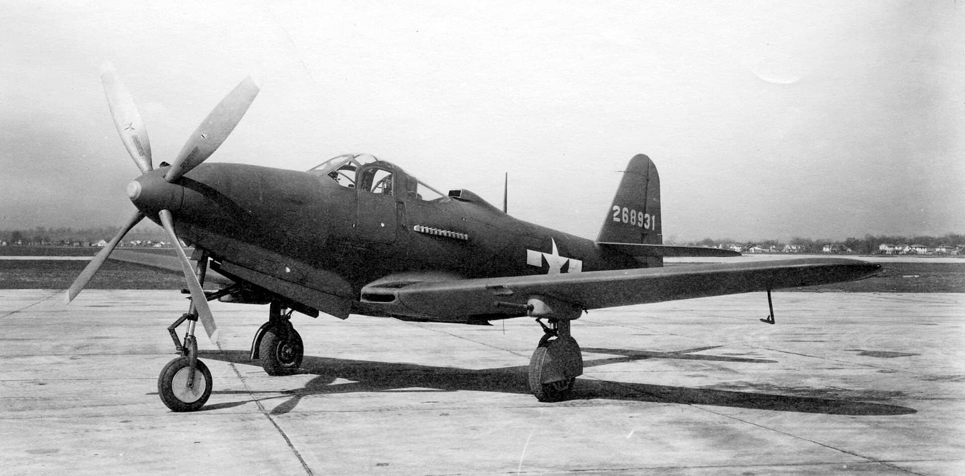 贝尔 P-63A 「眼镜王蛇」战斗机