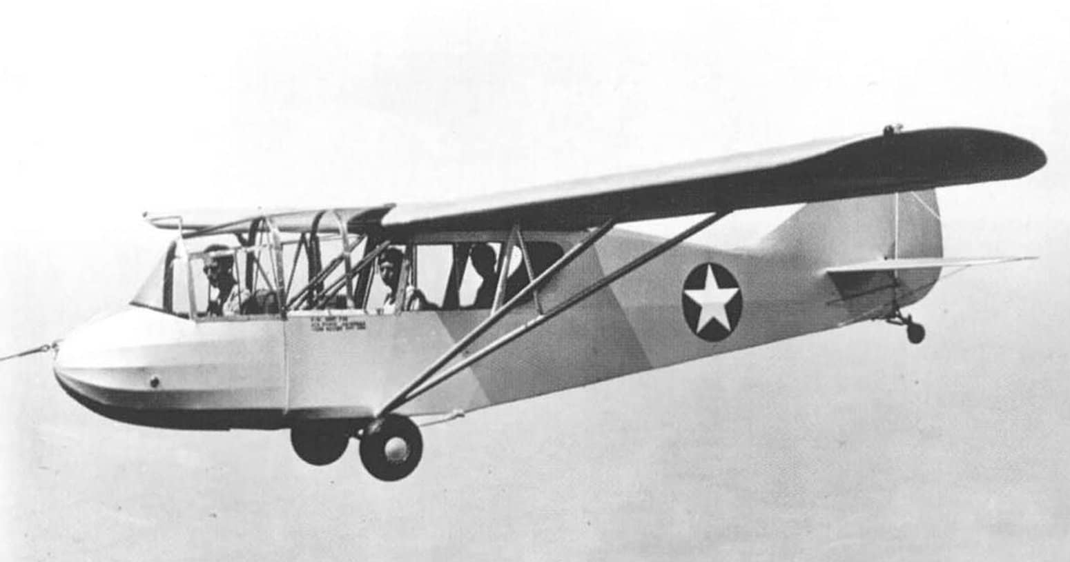 艾龙卡 TG-5 滑翔教练机
