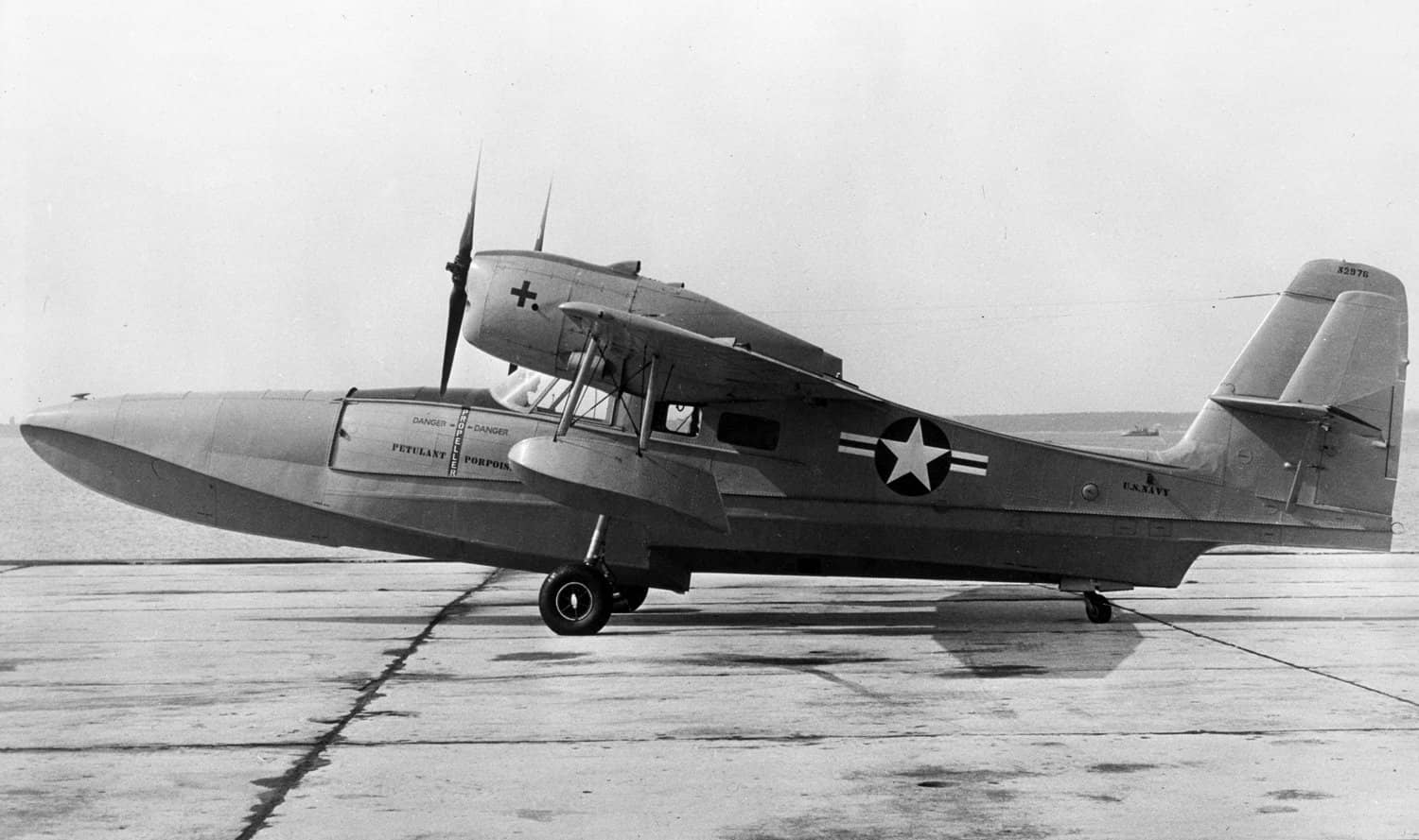 1948年,一架格鲁曼 J4F-2「韦奇安」水陆两用机被用作马丁 P5M「马林鱼」(Marlin)机身设计的试验平台。这架飞机上安装了一个按比例缩小的「马林鱼」机身。