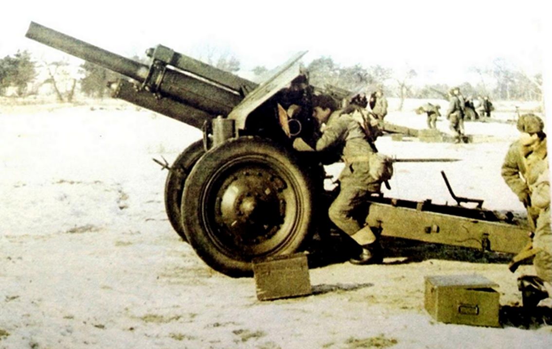 苏军122mm榴弹炮